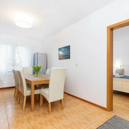 Feniks 4 By Jantar Kołobrzeg