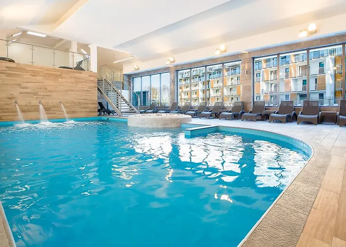 Feniks 4 By Jantar * Kołobrzeg